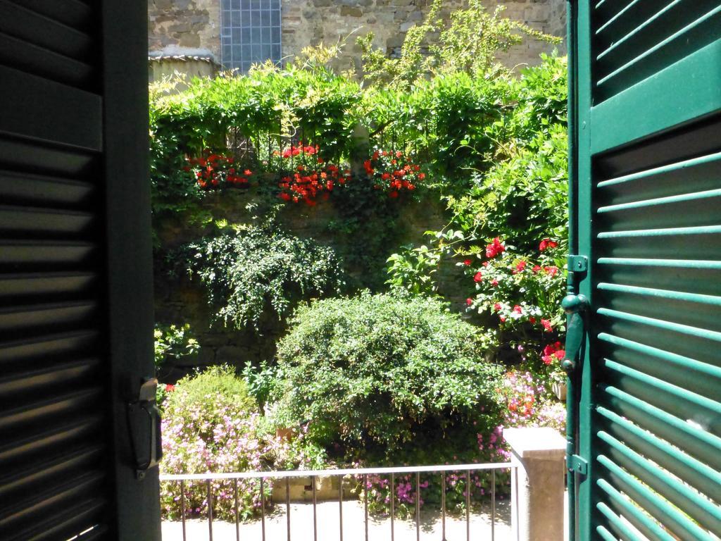 Palazzina Cesira Bed & Breakfast Montalcino Exterior foto